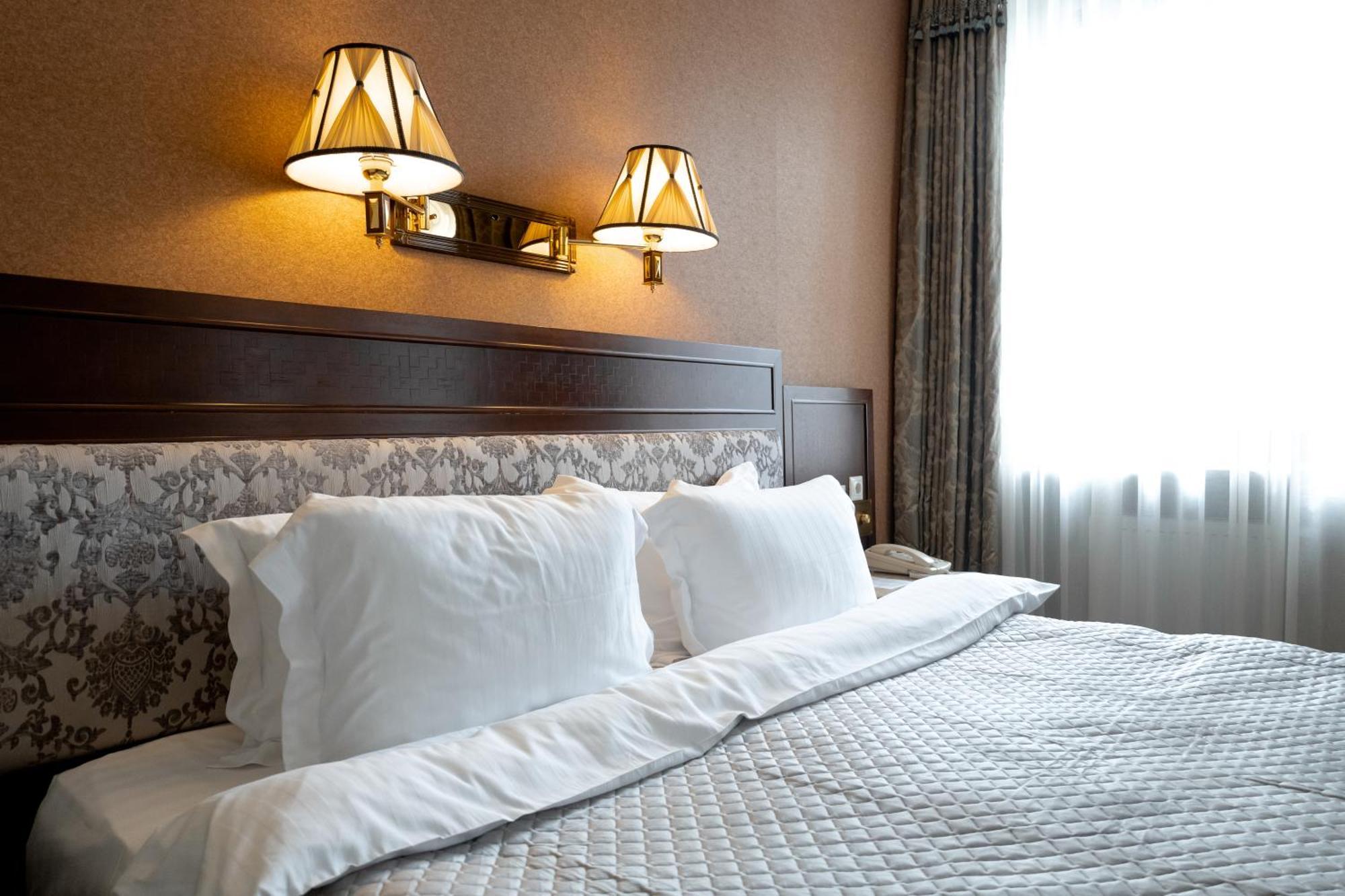 Allureinn Hotel And Spa Chernivtsi Luaran gambar