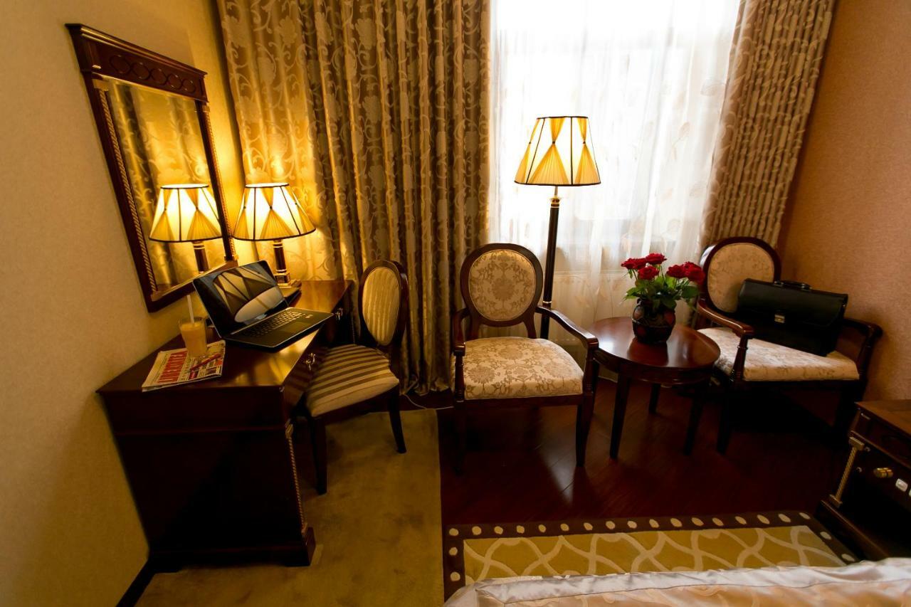 Allureinn Hotel And Spa Chernivtsi Luaran gambar