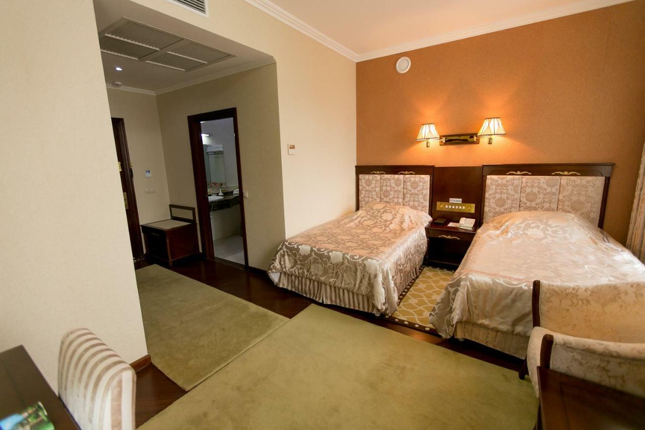 Allureinn Hotel And Spa Chernivtsi Luaran gambar