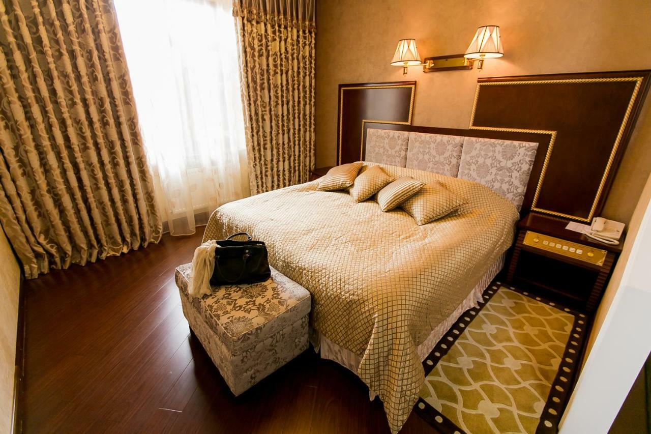 Allureinn Hotel And Spa Chernivtsi Luaran gambar