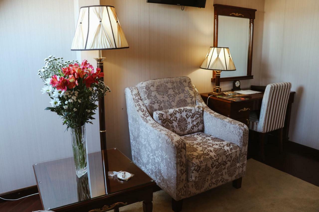 Allureinn Hotel And Spa Chernivtsi Luaran gambar